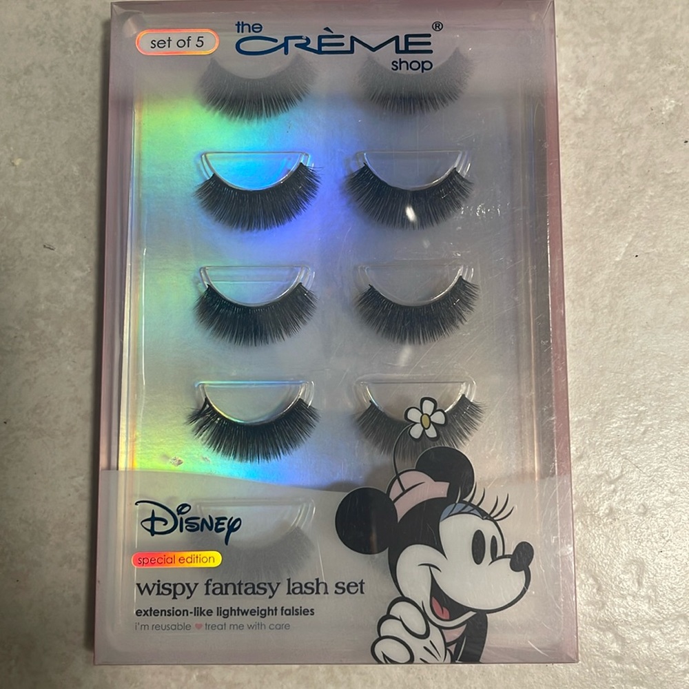 Disney Minnie Mouse Special Edition Eyelashes by the crème shop
